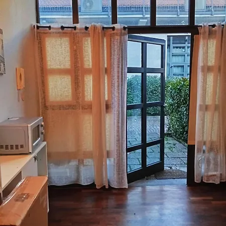 Nocleg ze śniadaniem Loft Bovisa 4*