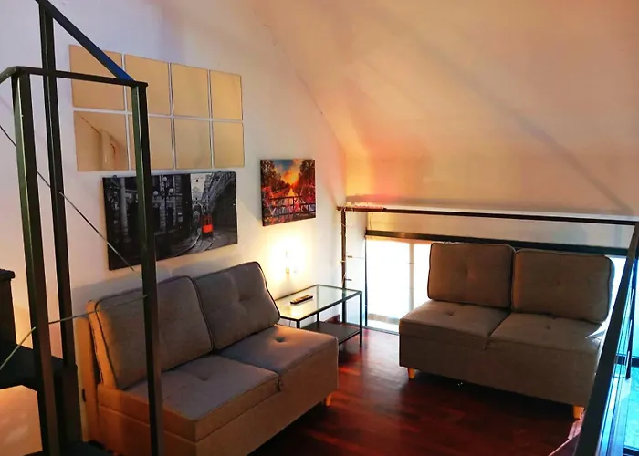 Alojamento de Acomodação e Pequeno-almoço Loft Bovisa Milão